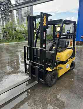 Вилочный погрузчик Yale GDP15TK C812R05773L, 2013г