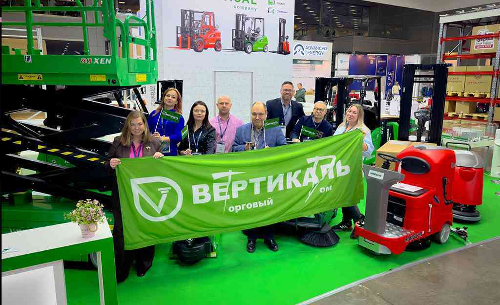 Роботизированный тандем в деле: Торговый Дом «Вертикаль» успешно дебютировал с автоматизированными решениями на СеМАТ2025_2 | ТД «Вертикаль»